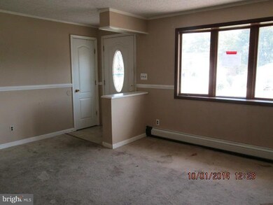 2214 Lodge Farm Rd, Sparrows Point, MD 21219 - photo 7