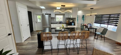 2948 Reinhard Ave, Sarasota, FL 34234 - photo 2