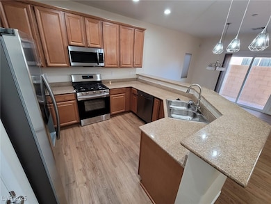 6221 Joaquin Hills Ct, Las Vegas, NV 89130 - photo 4