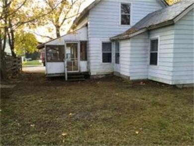 34 Quinebaug Rd, Dudley, MA 01571 - photo 3