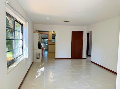 unlisted-address, West Palm Beach, FL 33401 - photo 3