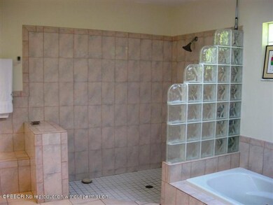 MASTER BEDROOM BATH