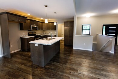 56673 Via Mirafiore, Elkhart, IN 46516 - photo 4