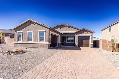 7886 S Orions Belt Dr, Tucson, AZ 85747 - photo 2