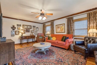 2411 N Myrtle St, Davenport, IA 52804 - photo 2