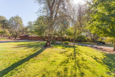 13413KingsWay-MLS-2