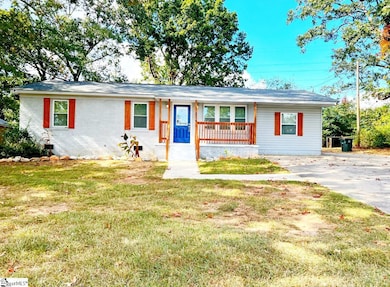 319 Jacquline Ln, Greenville, SC 29607 - photo 2