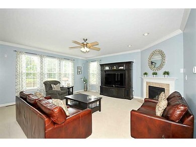 13588 Auburn Springs Cir, Fishers, IN 46038 - photo 4