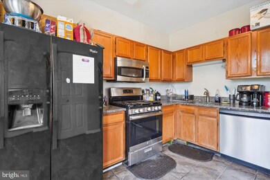 46580 Drysdale Terrace unit 303, Sterling, VA 20165 - photo 6