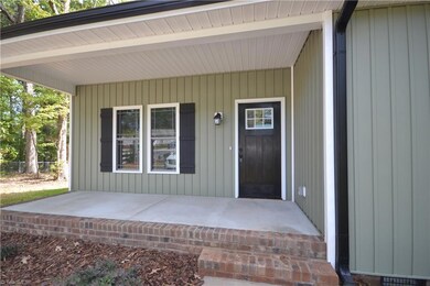 1723 Sunny Ln, Asheboro, NC 27205 - photo 3