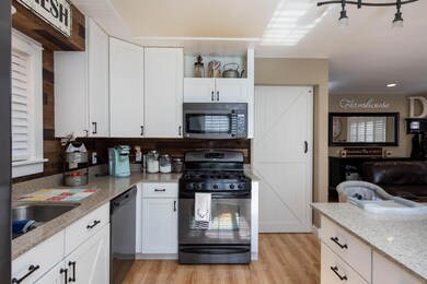 265 N Cedar (5 of 24)