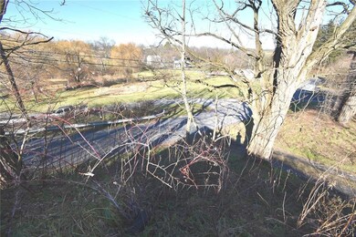 2220 Spring St, Coplay, PA 18037 - photo 4