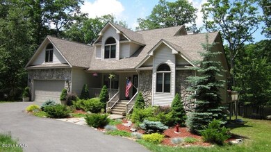 118 Whipple Tree Ln, Hawley, PA 18428 - photo 2