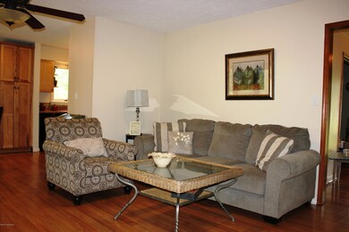 2201 Forrest Park Dr, La Grange, KY 40031 - photo 2