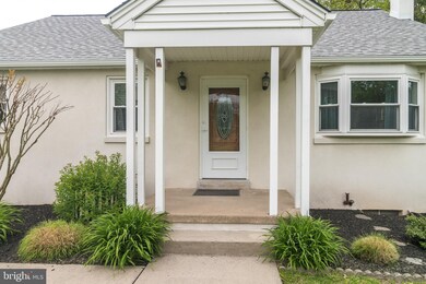 105 Woodland Ave, Schwenksville, PA 19473 - photo 2