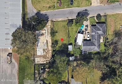 532 Jefferson St, Biloxi, MS 39530 - photo 2