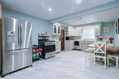 617 S Byrkit St, Mishawaka, IN 46544 - photo 6