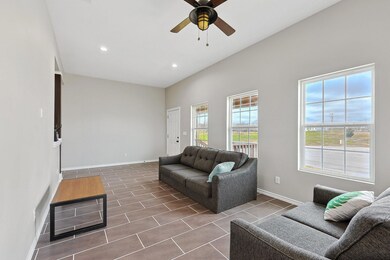 126 Dove St, Boyd, TX 76023 - photo 5