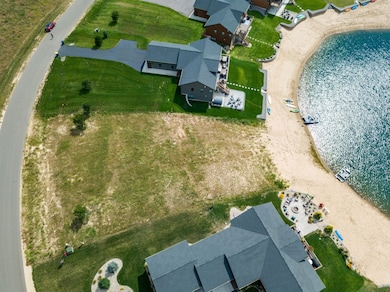 N8867 Lake Cabin Dr, Germantown, WI 53950 - photo 3