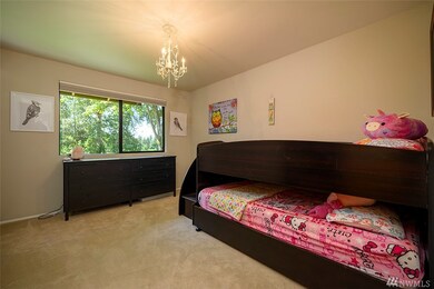 7611 85th Place SE, Mercer Island, WA 98040 - photo 7