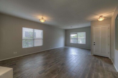 002_Living Room