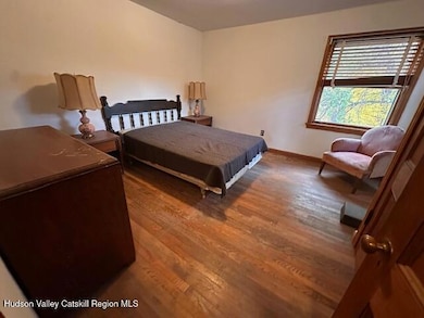 340 Vineyard Ave, Highland, NY 12528 - photo 7