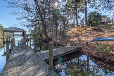 783 King Carter Dr, Irvington, VA 22480 - photo 6