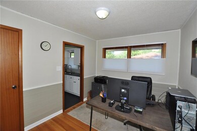 4110 30th St, Des Moines, IA 50310 - photo 7