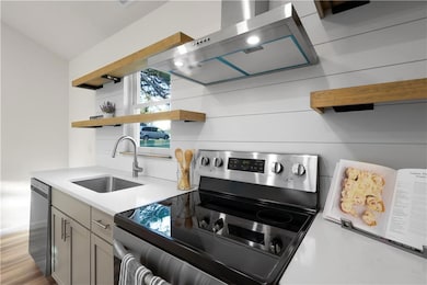 1117 Walnut Ave, Osawatomie, KS 66064 - photo 4