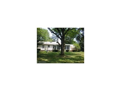 Private backyard with mature trees and nice landsc