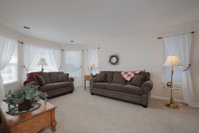 20720 Lyra Dr, Bend, OR 97701 - photo 2