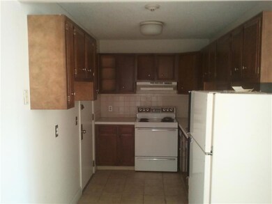 5 Apple Valley Pkwy unit 10, Greenville, RI 02828 - photo 2