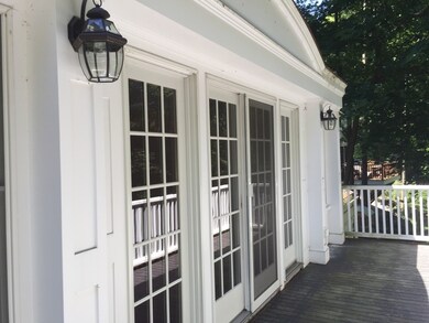 47R Hanock Ave unit 47R, Newton, MA 02459 - photo 4