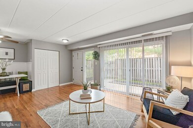 10556 Faulkner Ridge Cir, Columbia, MD 21044 - photo 3