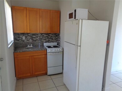 711 SW 9th St unit 1, Dania, FL 33004 - photo 4