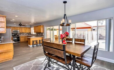 Formal Dining
