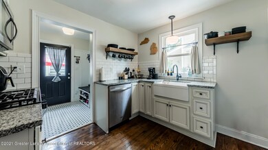 326 Smith Ave, Lansing, MI 48910 - photo 7
