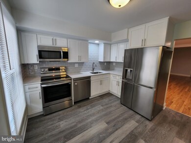 29 Providence Ave, Doylestown, PA 18901 - photo 3