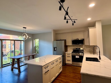 1333 N Burling St unit B, Chicago, IL 60610 - photo 6