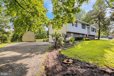 601 E Neversink Rd, Reading, PA 19606 - photo 3