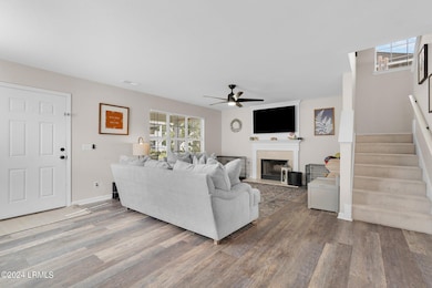 Entry to Living Room