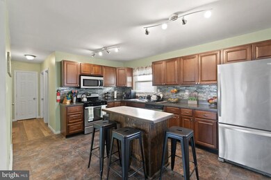 27 Andy Snyder Rd, Woodbury, NJ 08096 - photo 4