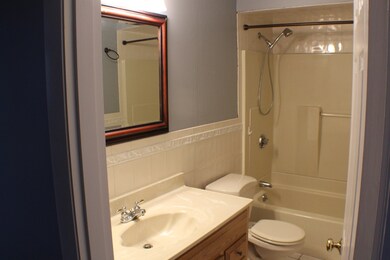 121 Bailey St unit B11, Worcester, MA 01602 - photo 6