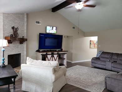 4210 Townes Forest Rd, Friendswood, TX 77546 - photo 5