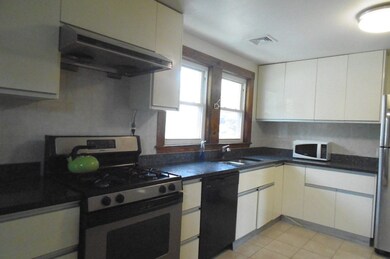 69 Scammell St unit B, Quincy, MA 02169 - photo 2