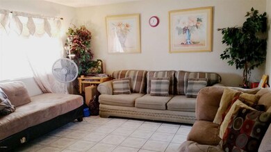 Pic Living Room