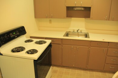 8820 Golovin St unit 5, Anchorage, AK 99507 - photo 2