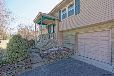 8 College View Dr, Albany, NY 12211 - photo 5