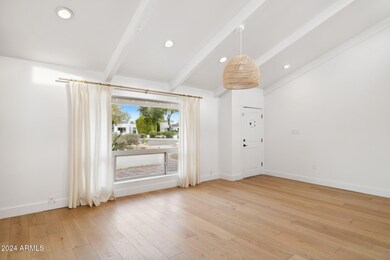 Living Room2