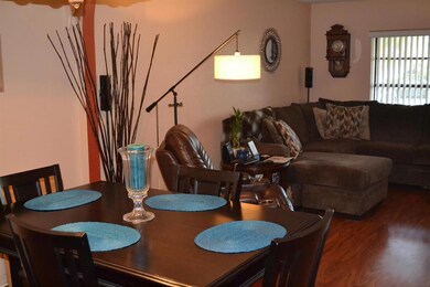 FORMAL DINING